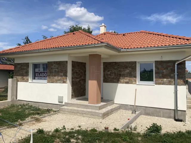 Eladó ház Ságvár 78 nm