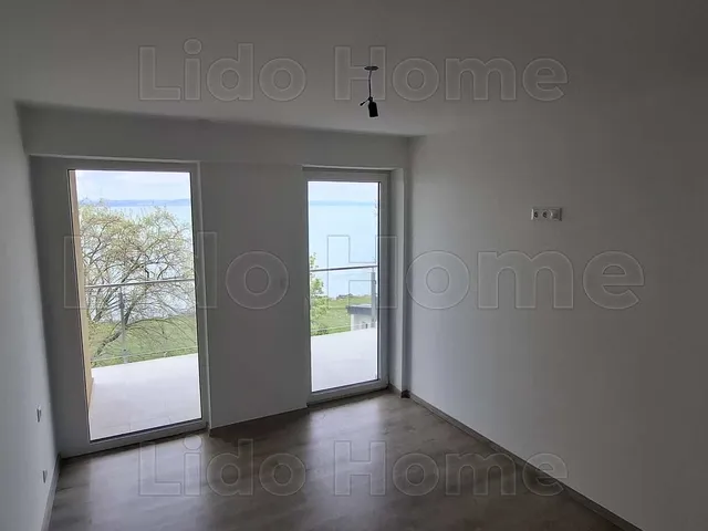 Eladó lakás Siófok, Ezüstpart 68 nm