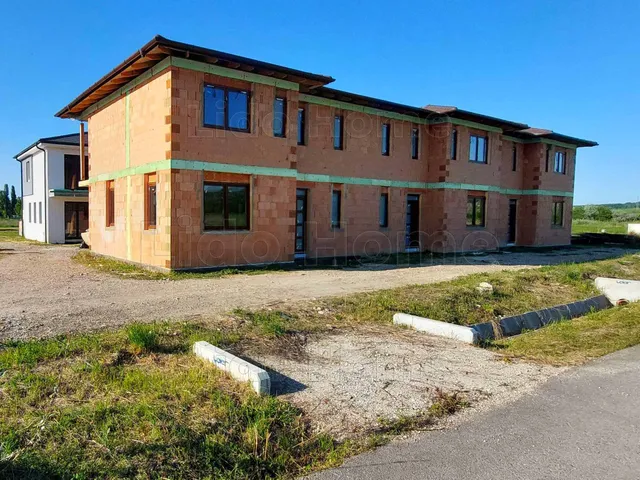 Eladó lakás Balatonföldvár 115 nm