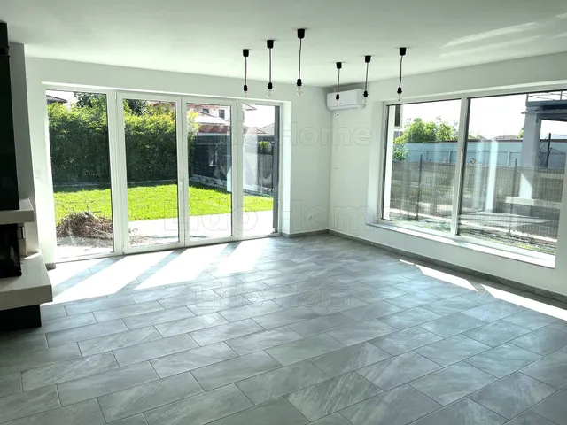 Eladó ház Siófok, Fokihegy 150 nm