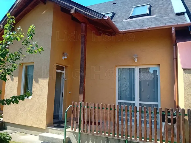 Eladó ház Balatonszárszó 103 nm