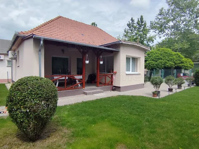 Eladó ház Zamárdi 109 nm