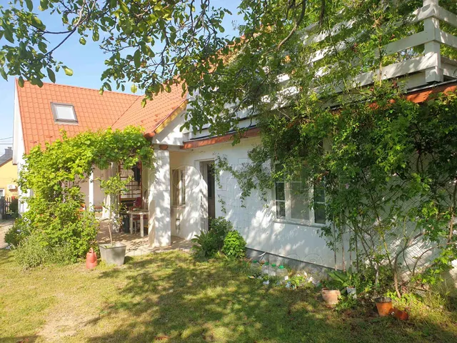 Eladó ház Balatonszárszó 140 nm