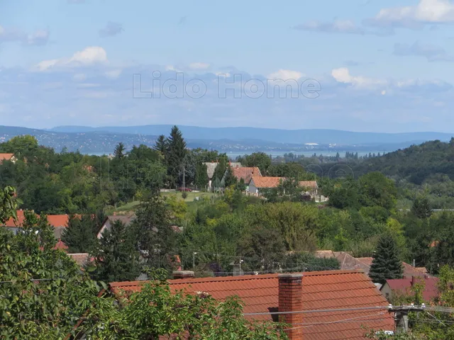 Eladó telek Balatonendréd 40 nm