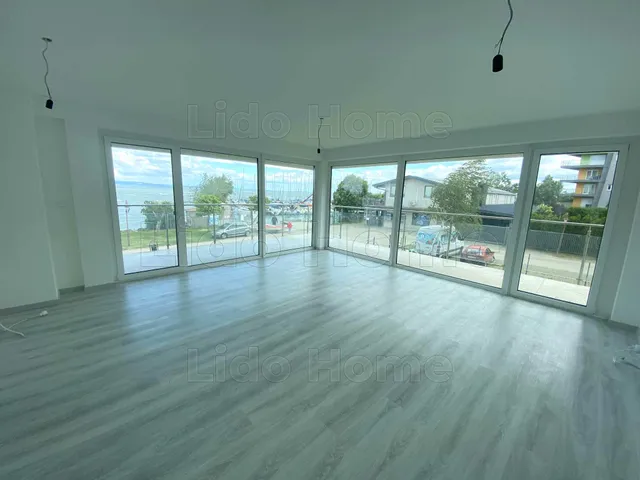 Eladó lakás Siófok, Ezüstpart 76 nm