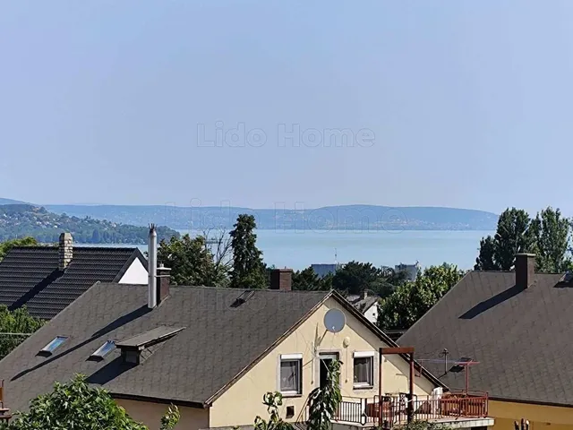 Eladó ház Balatonföldvár 156 nm