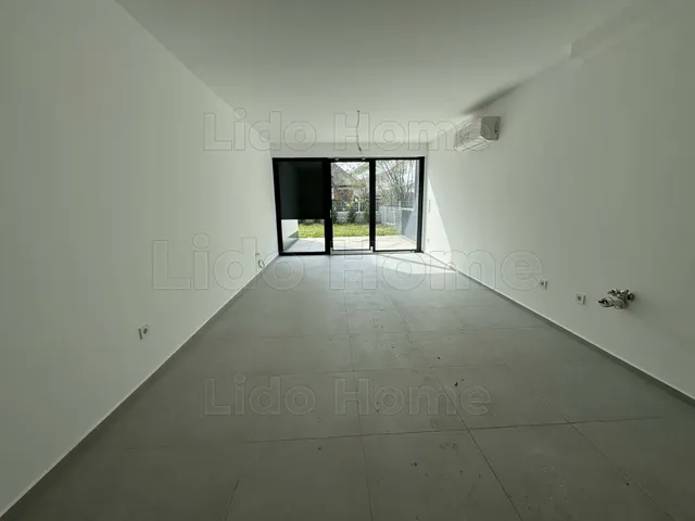 Eladó üdülő és hétvégi ház Balatonszemes 43 nm