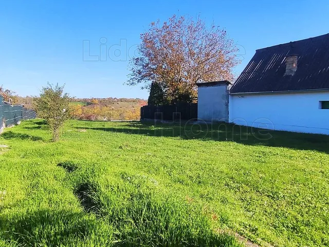 Eladó telek Balatonendréd 2472 nm