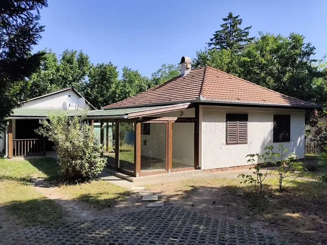 Eladó üdülő és hétvégi ház Balatonföldvár 98 nm