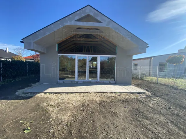 Eladó ház Siófok, Sóstó 66 nm