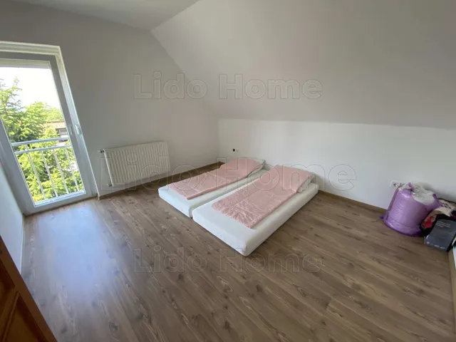 Eladó ház Balatonszárszó 165 nm
