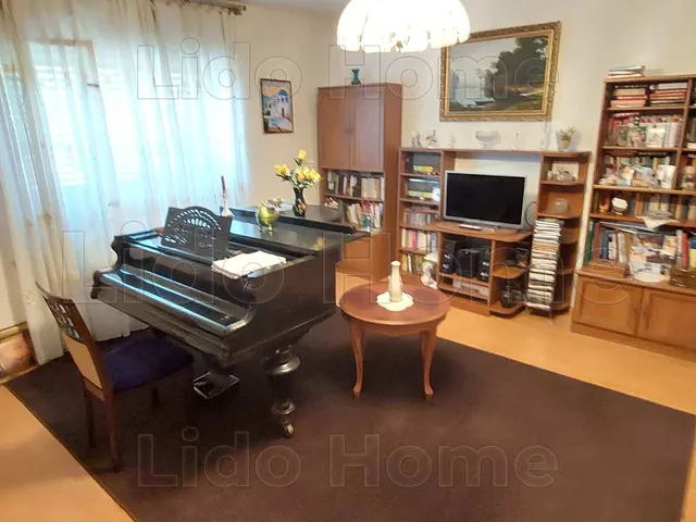 Eladó ház Kőröshegy 140 nm