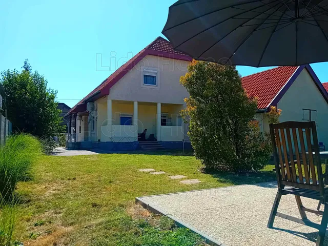 Eladó ház Siófok 170 nm