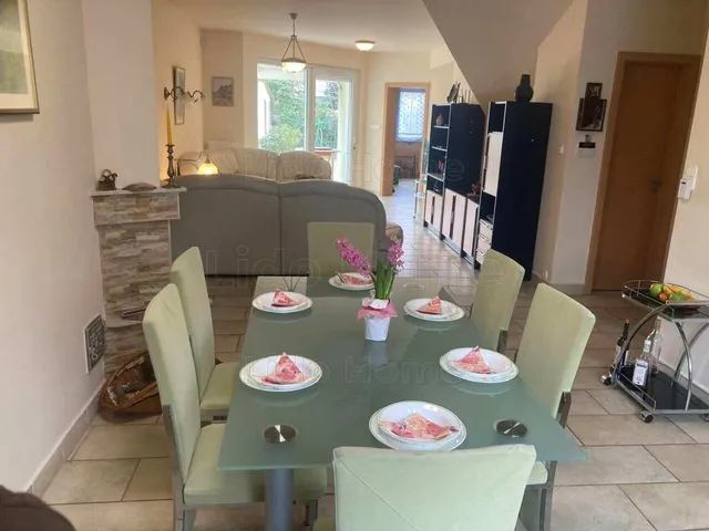 Eladó ház Siófok, Ezüstpart 170 nm