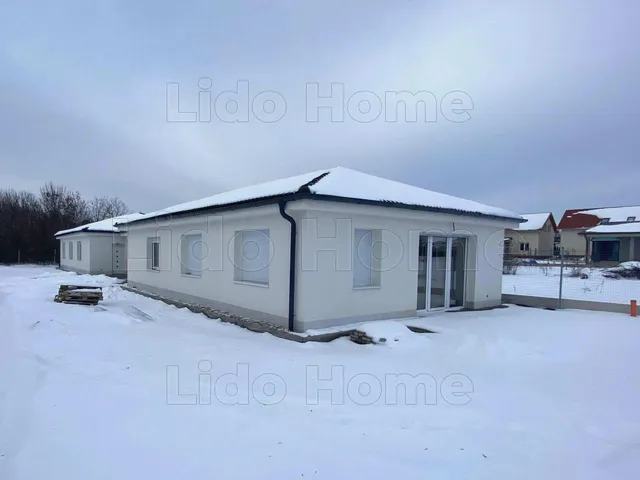 Eladó ház Siófok, Sóstó 98 nm