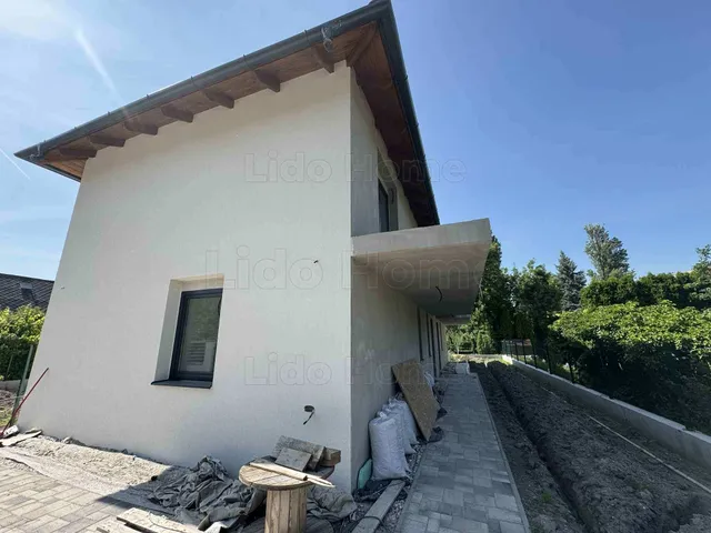 Eladó lakás Siófok, Ezüstpart 64 nm