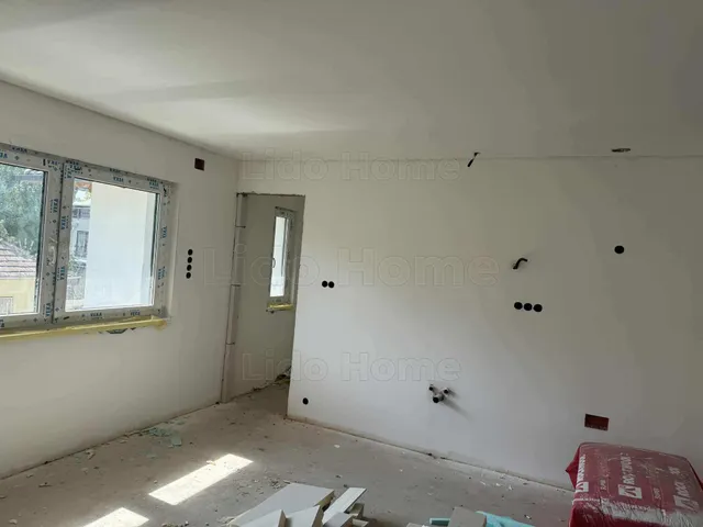 Eladó üdülő és hétvégi ház Siófok, Ezüstpart 68 nm