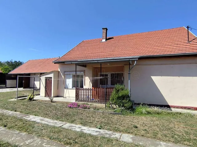 Eladó ház Kőröshegy 110 nm
