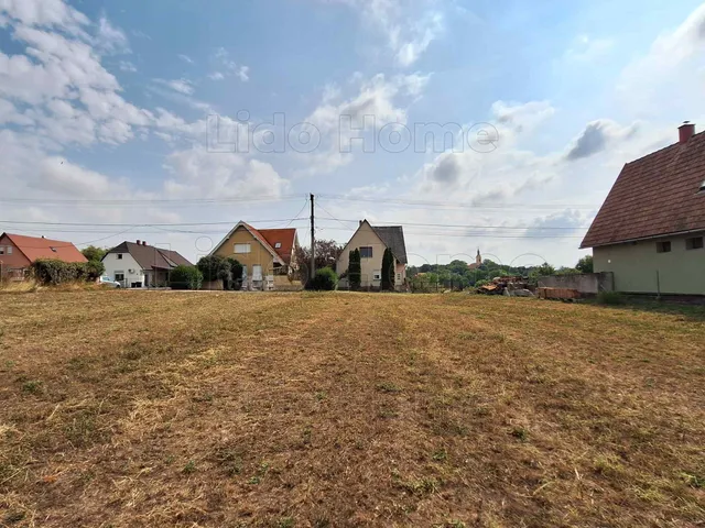 Eladó telek Nagyberény 2774 nm