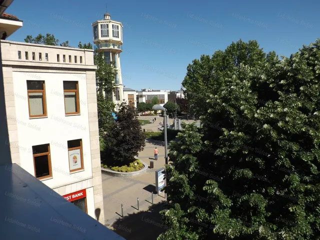 Kiadó lakás Siófok, Belváros 61 nm