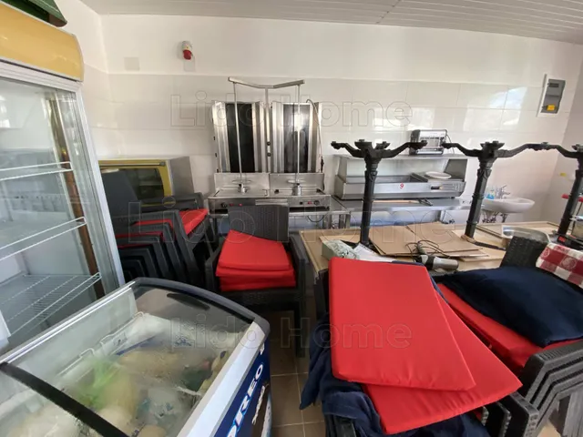 Eladó kereskedelmi és ipari ingatlan Balatonszemes 35 nm