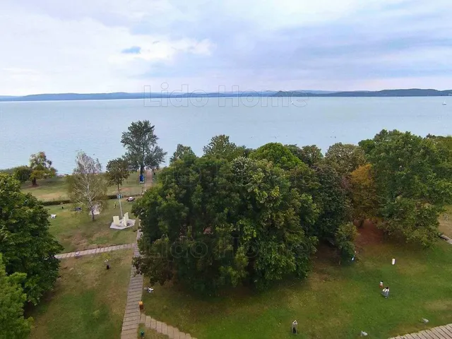 Eladó üdülő és hétvégi ház Balatonföldvár 48 nm