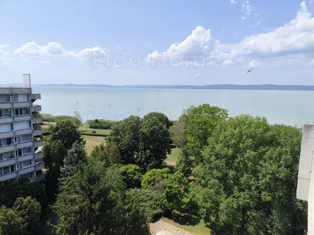 Eladó nyaraló Balatonföldvár 48 nm