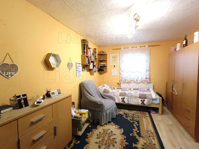 Eladó üdülő és hétvégi ház Siófok, Ezüstpart 62 nm