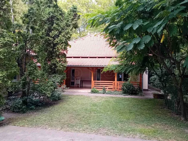Eladó ház Siófok, Aranypart 200 nm