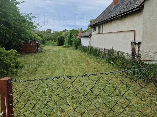 Eladó telek Siófok, Balatonkiliti 994 nm