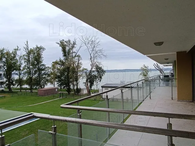 Eladó lakás Siófok, Ezüstpart 61 nm