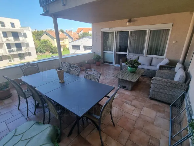 Eladó lakás Siófok, Belváros 101 nm