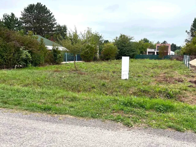 Eladó telek Siófok, Sóstó 681 nm