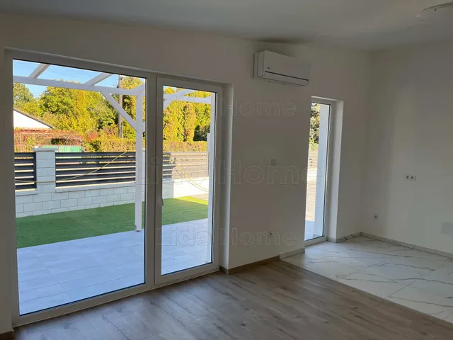 Eladó lakás Siófok, Sóstó 45 nm