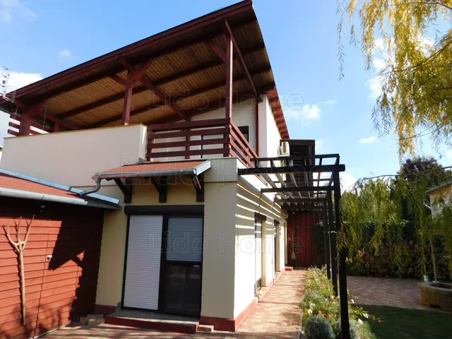 Eladó ház Siófok, Sóstó 98 nm