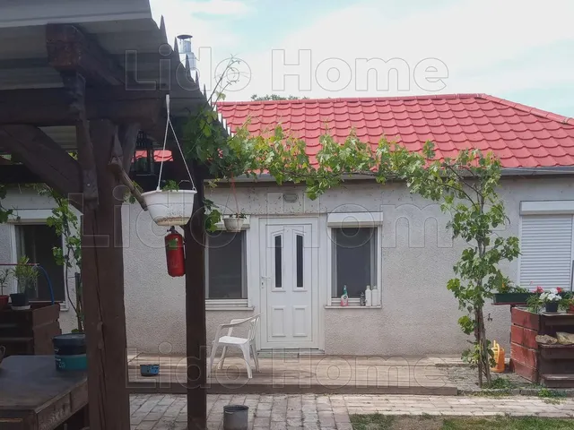 Eladó ház Balatonszabadi 140 nm