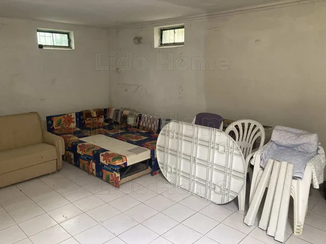 Eladó üdülő és hétvégi ház Balatonakarattya 35 nm