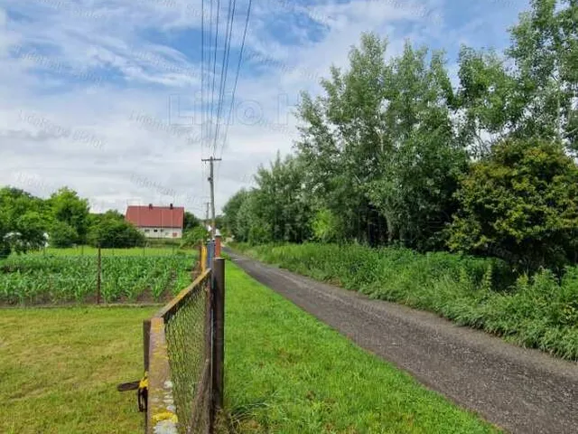 Eladó telek Som 835 nm