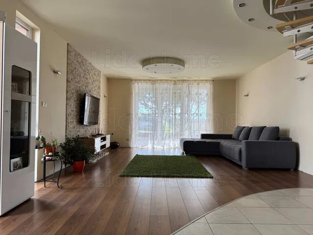 Eladó ház Siófok, Fokihegy 200 nm