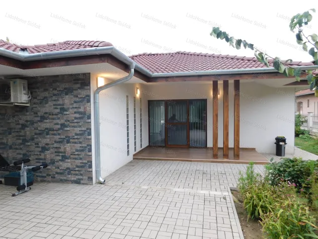 Kiadó ház Siófok, Balatonkiliti 55 nm