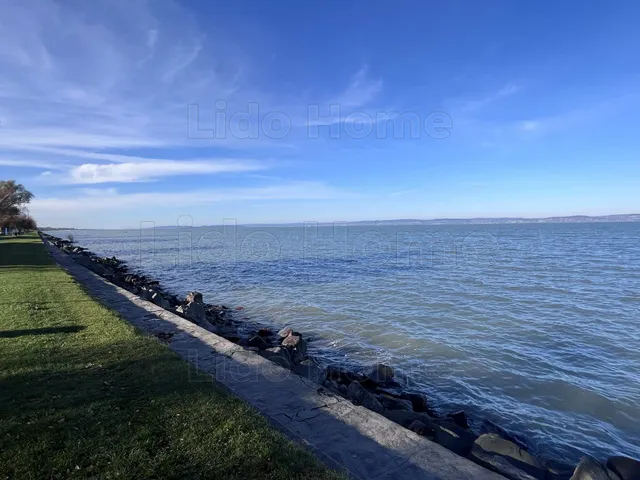 Eladó lakás Siófok, Aranypart 62 nm