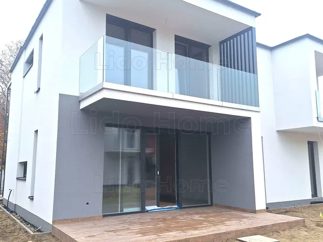 Eladó ház Siófok, Aranypart 110 nm