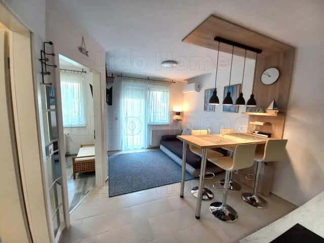 Eladó lakás Siófok, Aranypart 32 nm