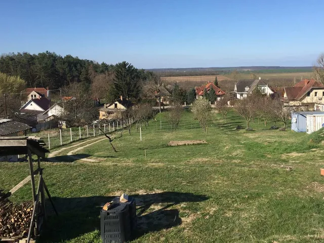 Eladó telek Siófok, Töreki 1577 nm