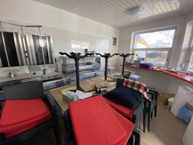 Kiadó kereskedelmi és ipari ingatlan Balatonszemes 35 nm