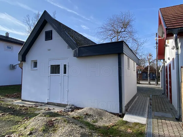 Kiadó kereskedelmi és ipari ingatlan Balatonszemes 35 nm