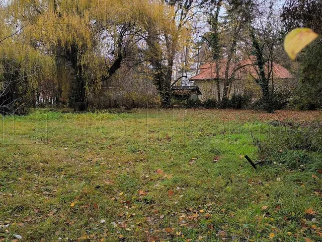 Eladó telek Balatonföldvár 2223 nm