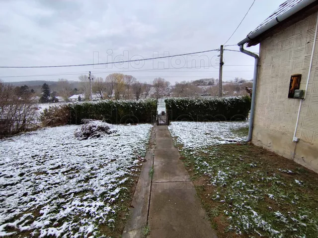 Eladó ház Kapoly 72 nm