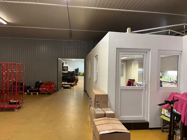 Eladó kereskedelmi és ipari ingatlan Siófok, Ipartelep 599 nm
