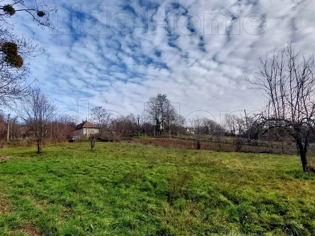 Eladó telek Bálványos 1196 nm